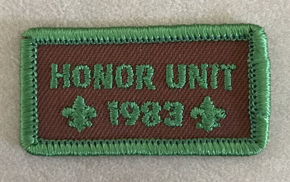 Vintage 1983 Girl Scouts Brownies Honor Unit Green Sew On Patch 2"x1"